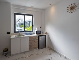 O'Beach Boutique Studios