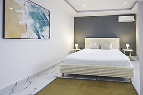 O'Beach Boutique Studios