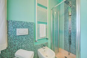 Green Tiffany Apartment