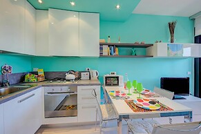Green Tiffany Apartment