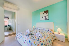 Green Tiffany Apartment