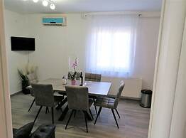 Apartment Ivica