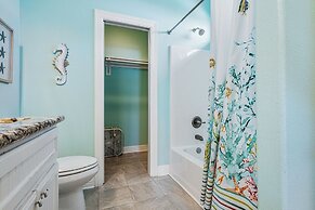 The Reel Teal 3 Bedroom Home by RedAwning