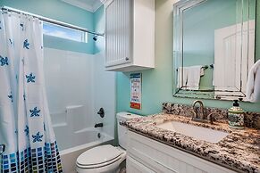 The Reel Teal 3 Bedroom Home by RedAwning