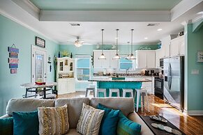 The Reel Teal 3 Bedroom Home by RedAwning