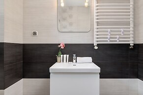 Apartment in Cracow by Renters Prestige