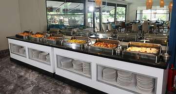 FOREST IN HOTEL