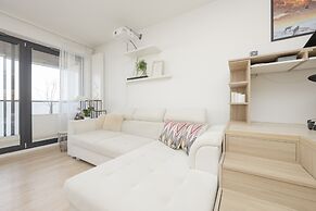 Business Studio Sikorskiego by Renters