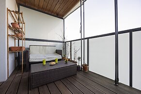 Business Studio Sikorskiego by Renters