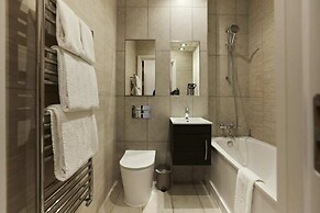 The Harlesden Escape - Spacious 3bdr Flat With Balcony