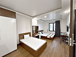 Au79 Hotel & Apartment