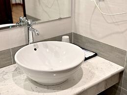 Au79 Hotel & Apartment