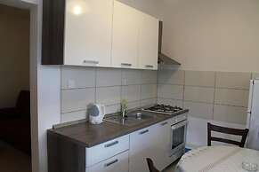 Snjeza - 80 m From Beach - A2 Apartman