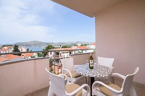 Eli - 150m From the Beach - A1