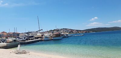 Eli - 150m From the Beach - A1