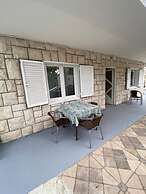 Bravo - 100 m From Beach - SA2