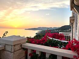 Villa Bouganvillea - sea View & Garden - A4 Premium