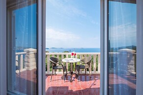 Villa Bouganvillea - sea View & Garden - A4 Premium