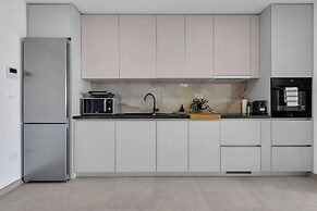 Prgo - With View and Parking - A2