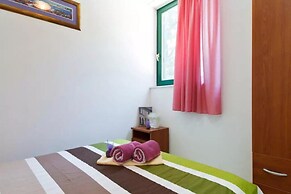 Ana - Central With Garden - A1