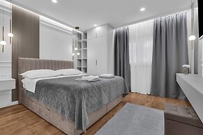 Prgo - With View and Parking - A1