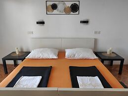 Nives - Great Location - A3