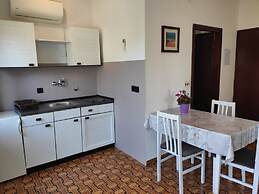 Nives - Great Location - A3