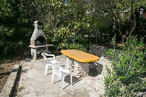 Nives - Great Location - A3