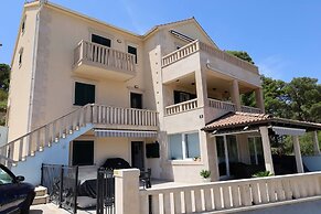 Mirja - sea View - A1