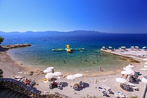 Ruz - Near Beach - 2 - A 204