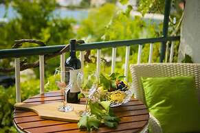 Arc - 5 M From Beach - A2 Yellow