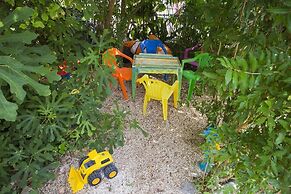 Arc - 5 M From Beach - A2 Yellow