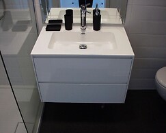 Gogi - Free Parking - A1