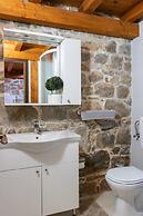 Three Holiday Homes - H2 Wood