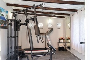 Three Holiday Homes - H2 Wood