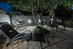 Florio - Garden & Free Parking - A1