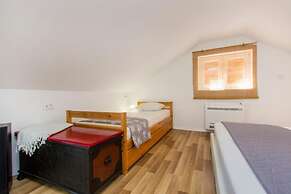 Beti Comfort - 300m From Beach - A1