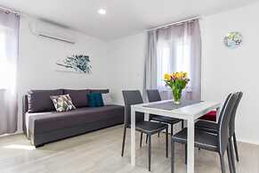 Beti Comfort - 300m From Beach - A1