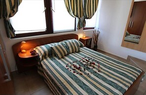 Neo - 100m to the Beach - SA1