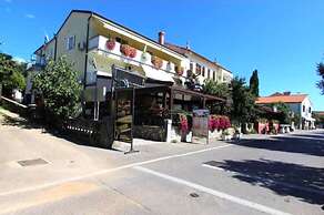 Neo - 100m to the Beach - SA1