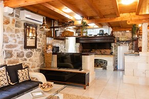 Three Holiday Homes - H3 Ston