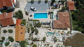 Three Holiday Homes - H3 Ston