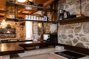 Three Holiday Homes - H3 Ston