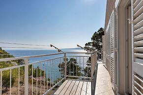 Anka - Amazing Location - A11