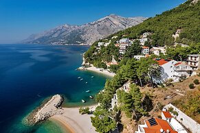 Anka - Amazing Location - A11