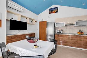 Anka - Amazing Location - A11