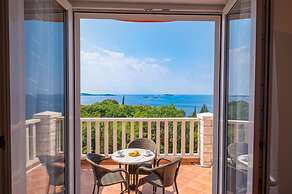 Villa Bouganvillea - sea View & Garden - A1 Deluxe