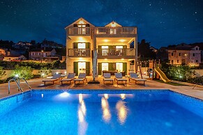 Villa Gold - Private Pool & Grill - H