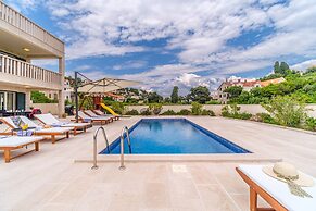 Villa Gold - Private Pool & Grill - H