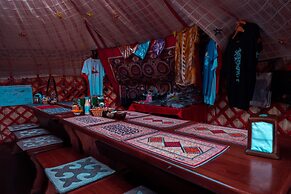 Ak-Sai Travel Yurt Camp